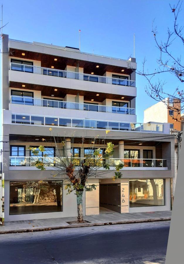 דירות סלטה Departamento L246, Centrico Con Estacionamiento מראה חיצוני תמונה